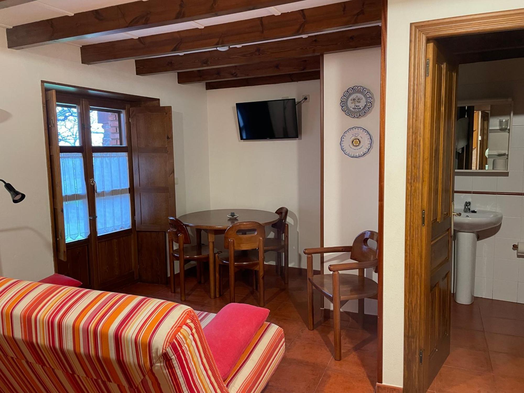 Apartamentos El Cueto De Los Collado Villanueva de Pria 外观 照片